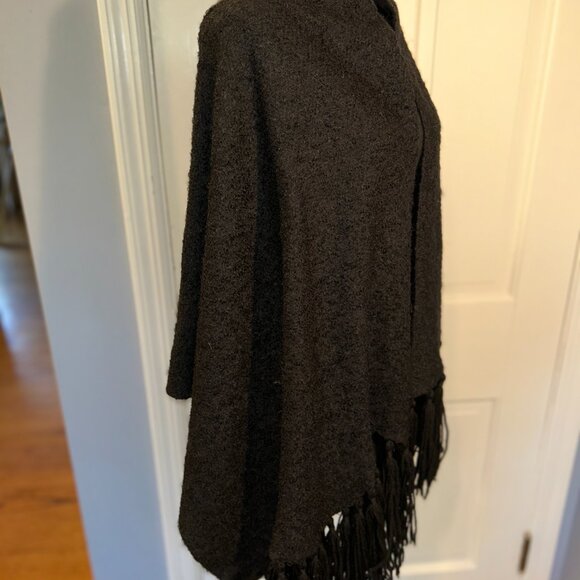 Saks Fifth Ave Black Wrap with Fringe, VINTAGE - Picture 8 of 11